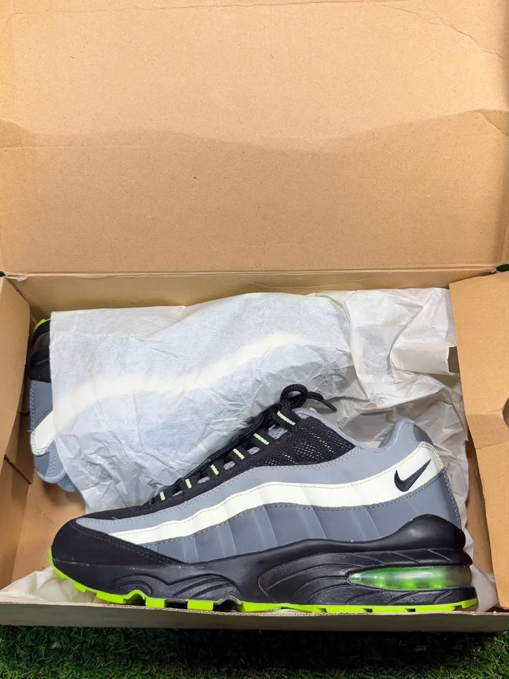 Nike Air Max 95 GS Electric Green Liquid Lime 307565-019 Size 5Y VTG 2010 Box